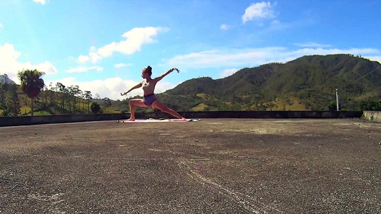 Yoga Flow - Rooftop Dominican