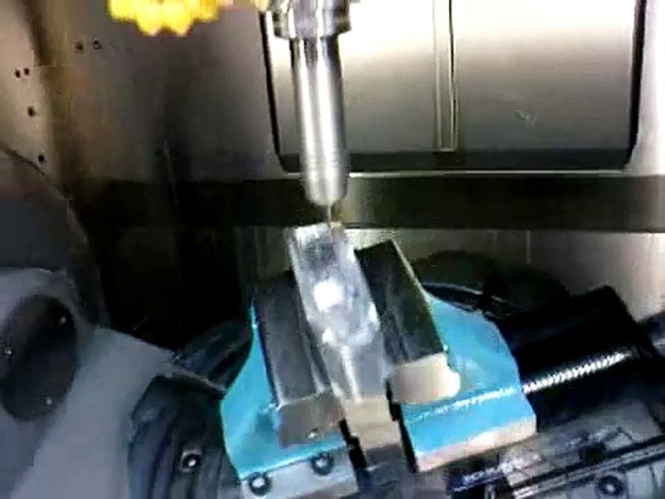 CNC 5 AXIS HERMLE