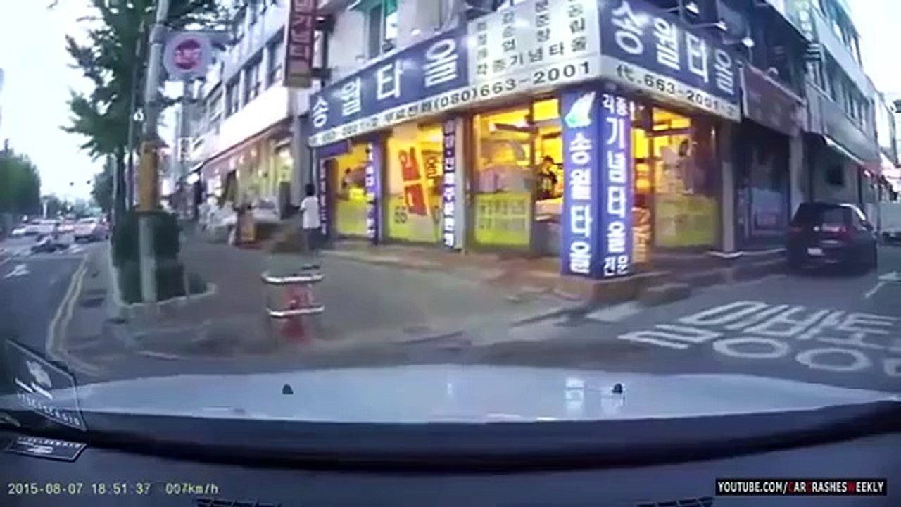 Motorcycle Fails & Crashes Compilation 2015 || Ep.#13 of August