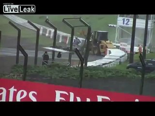 Video: Fatal accident of Formula 1 Driver Jules Bianchi in Suzuka, Japan in 2014