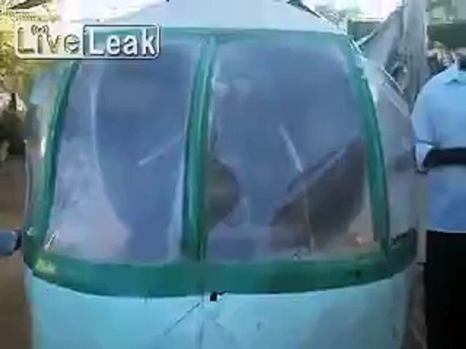 Welcome To Somali Airlines Enjoy Your Death!!! LOL