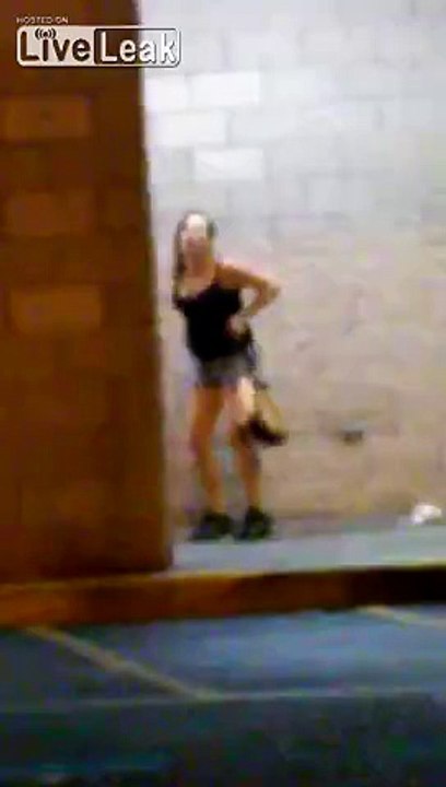 Twerking With A Tweaker...Shake It Mom!!