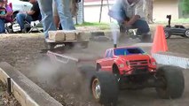 Truck Pulling Is Much More Fun With RC Cars