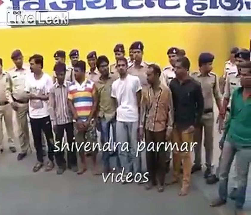 Indian Police Public Beating (Reason unknown)