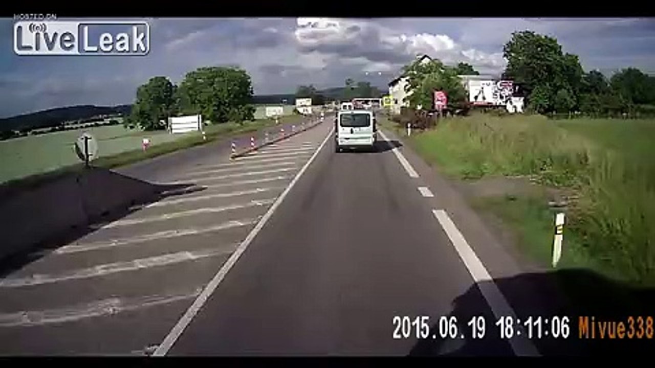 Road raging passenger shoots at truck