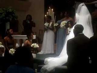 Beverly Crawford singing at daughters wedding(Praise Break)