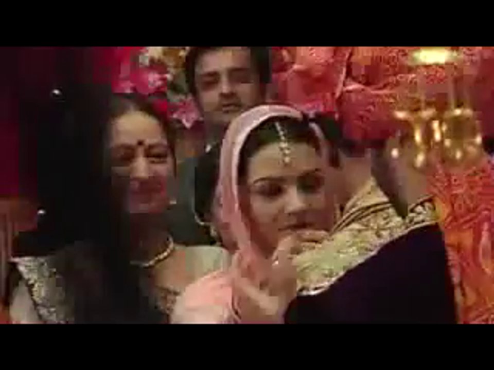 Ragini Ki Shaadi Ruk Gayi Iss Baat Se Ragini Hue Behosh - Itna Karo Na Mujhe Pyaar