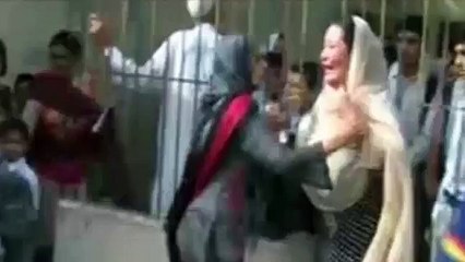 Shocking Video of Karachi Love Incident -