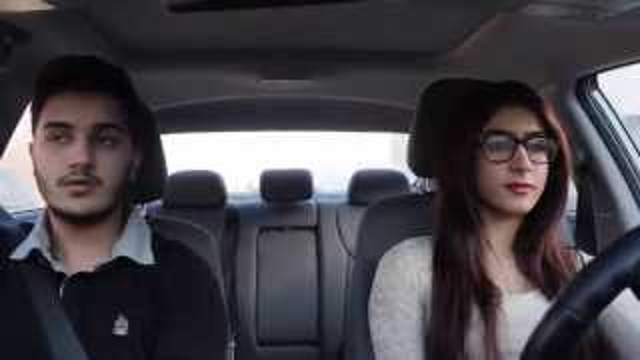 Guys Reaction To Girls Driving