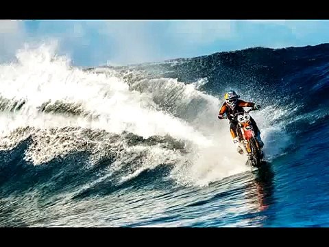 На мотоцикле по воде! Робби Мэддисон. Такого ты еще не видел
