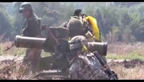 Ukraine War - DPR Militia Pushing Ukraine Soldiers from Ilovaysk [ENG SUBS]