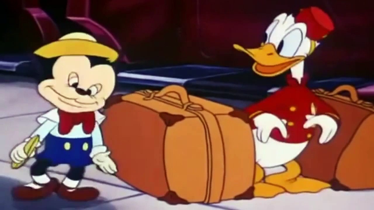 Donald Duck Bellboy Donald