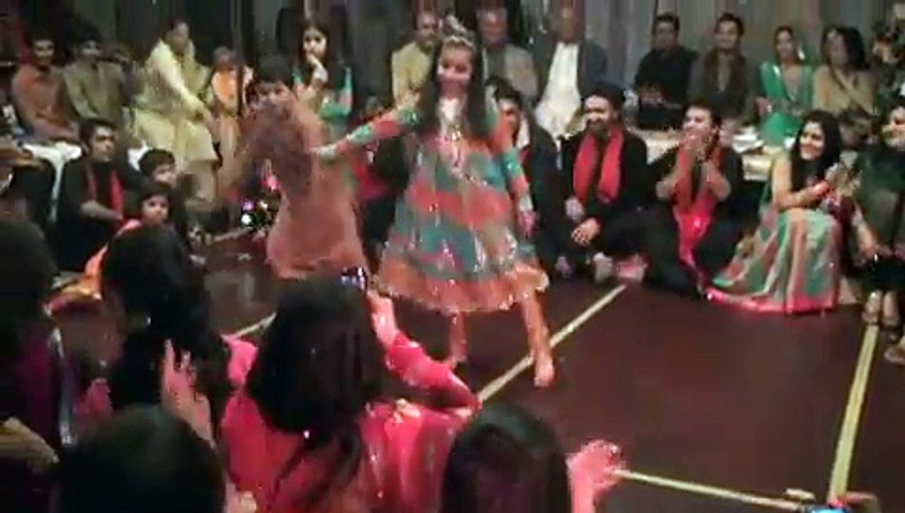 Mehndi dance okara part 1