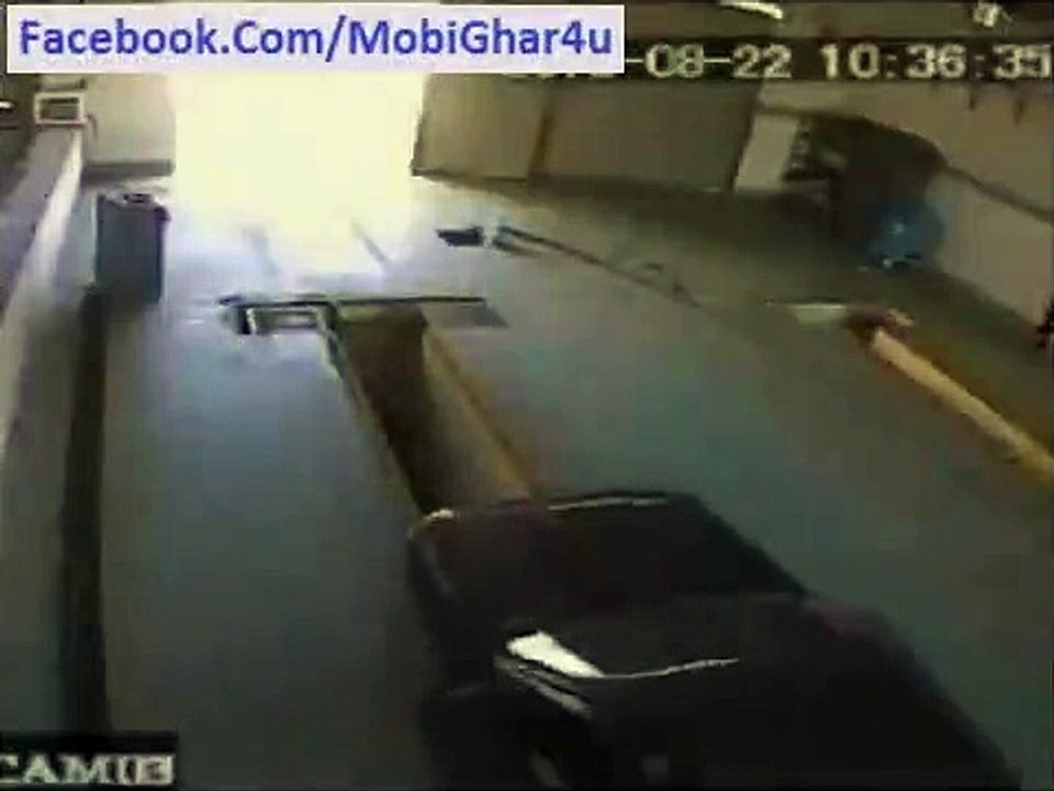 Funny Fall Video - MobiGhar MP4 Songs