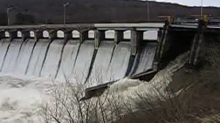 Oxford, CT - Stevenson Dam - Flood 4-17-07