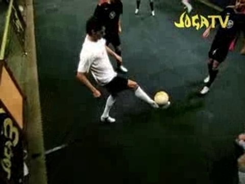 (2006) Nike - Cantona - Joga Bonito -