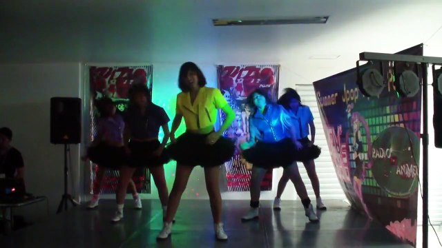 Summer Jpop Kpop Party Puni Puni Club Crazy 完全な大人