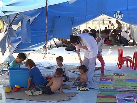 Красный Крест развернул лагерь для беженцев в Македонии