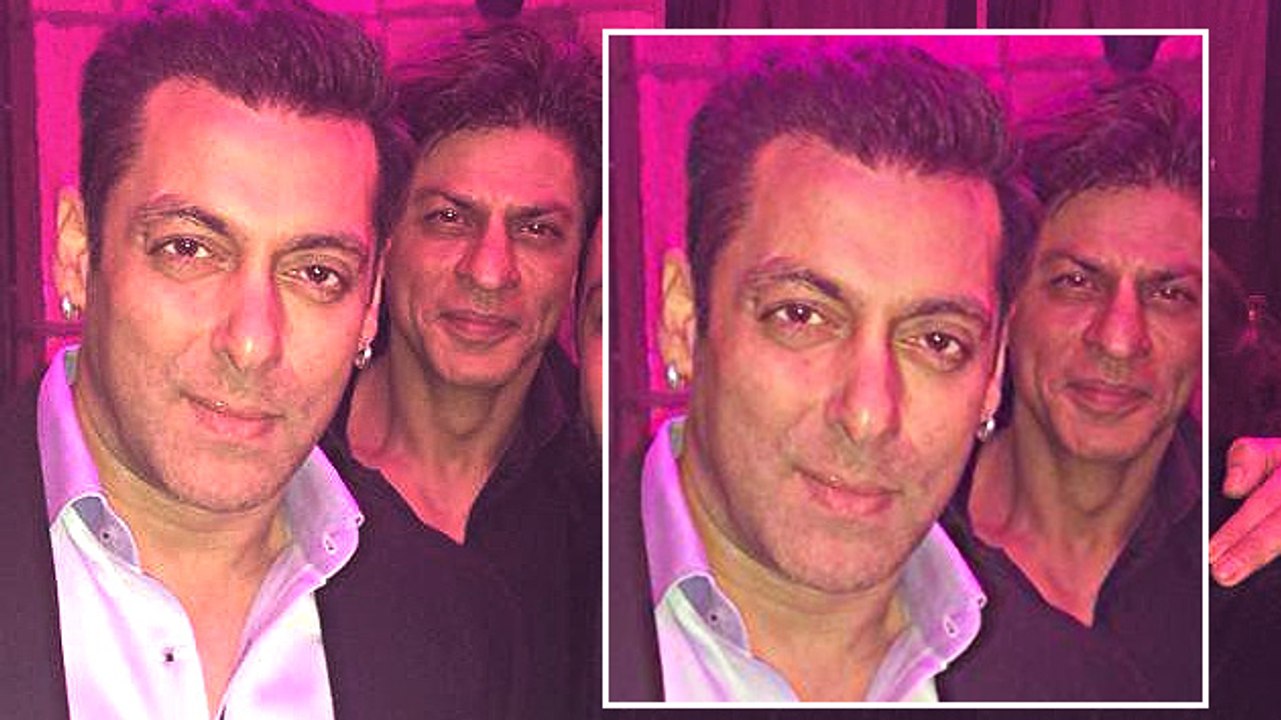 Salman- Shahrukh's SELFIE POSE