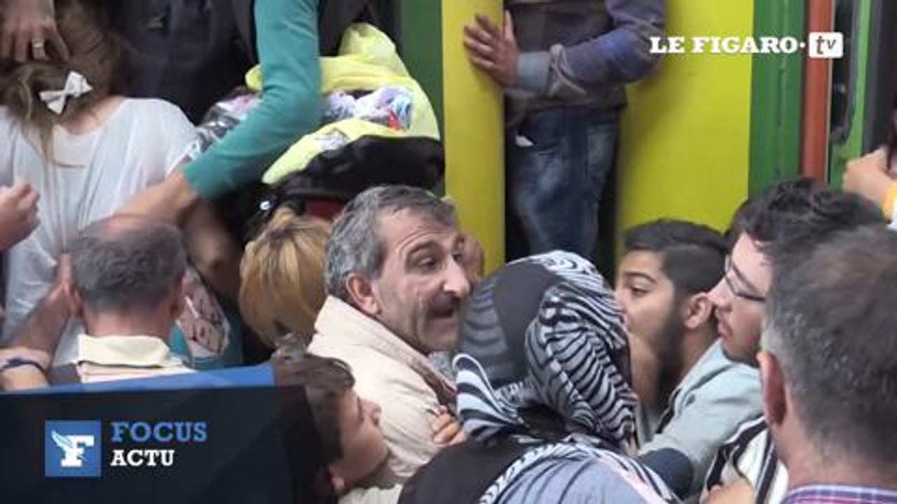 Budapest : des migrants prennent un train d'assaut