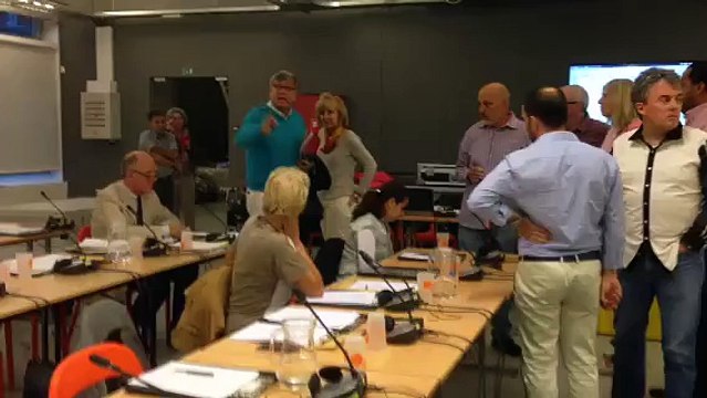 Clash entre Schepmans et Eylenbosch au conseil communal de Molenbeek
