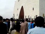 People climbing on the Tomb of Quaid-e-Azam