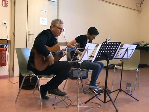 M2U02017 duo guitare classique et electrique, Hotel California, Eagles, fête de la musique à Scy Chazelles le 21 06 2015