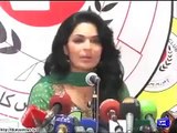 Meera lashes out at journalists in Lahore