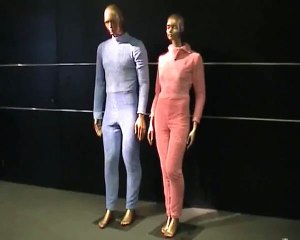 TUVALETTEKİ CANSIZ MANKENİN BAŞINA GELENLER