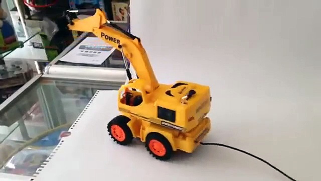 Car, truck cranes, trucks, tanks, toy police car toys child