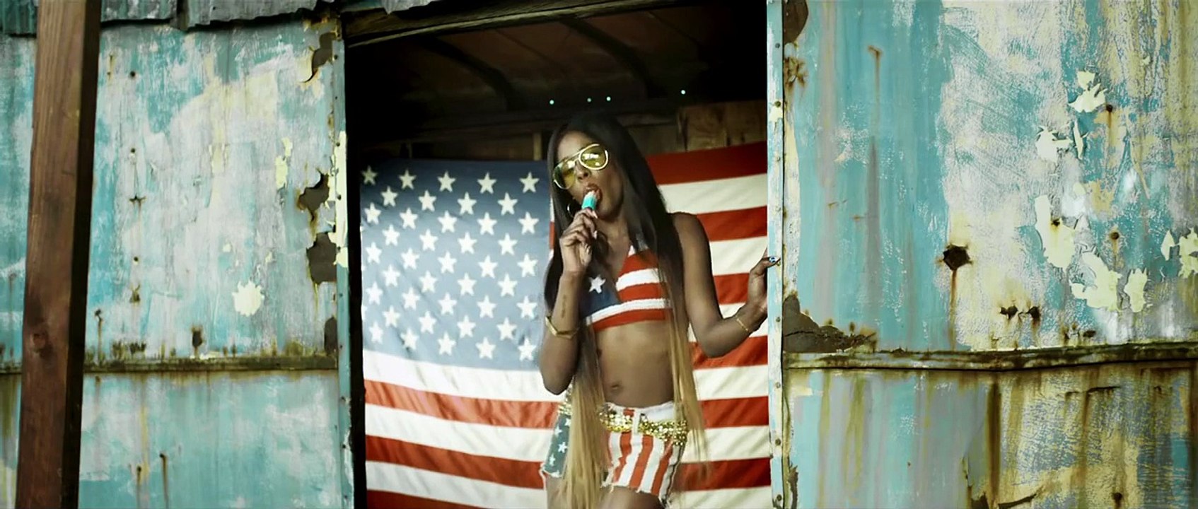 Azealia Banks - Liquorice (Explicit)