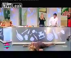 Lisa Fusco (Italian showgirl) is hurt on live tv while doing a split