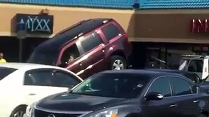 Crazy Guy vs. Repo Man