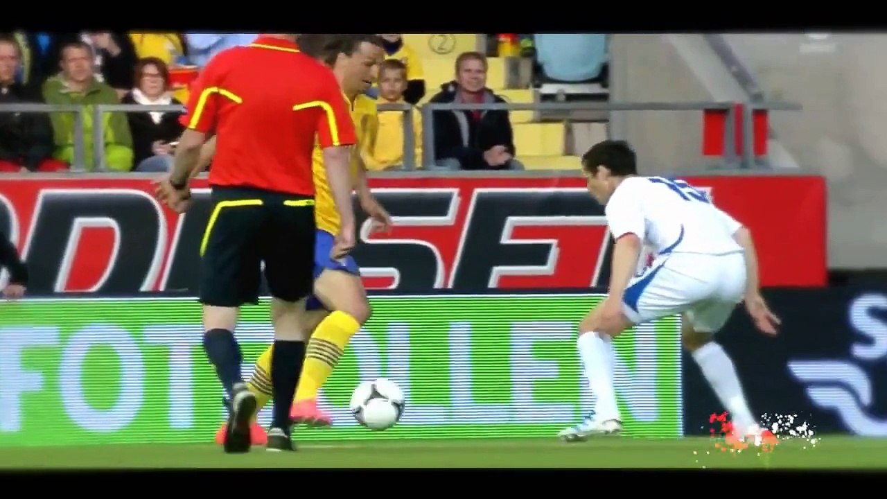 ● Craziest Football Skills & Tricks™ ●