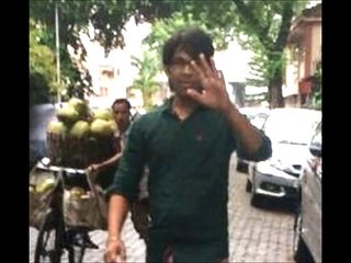 Indian man masturbates at american woman in broad daylight