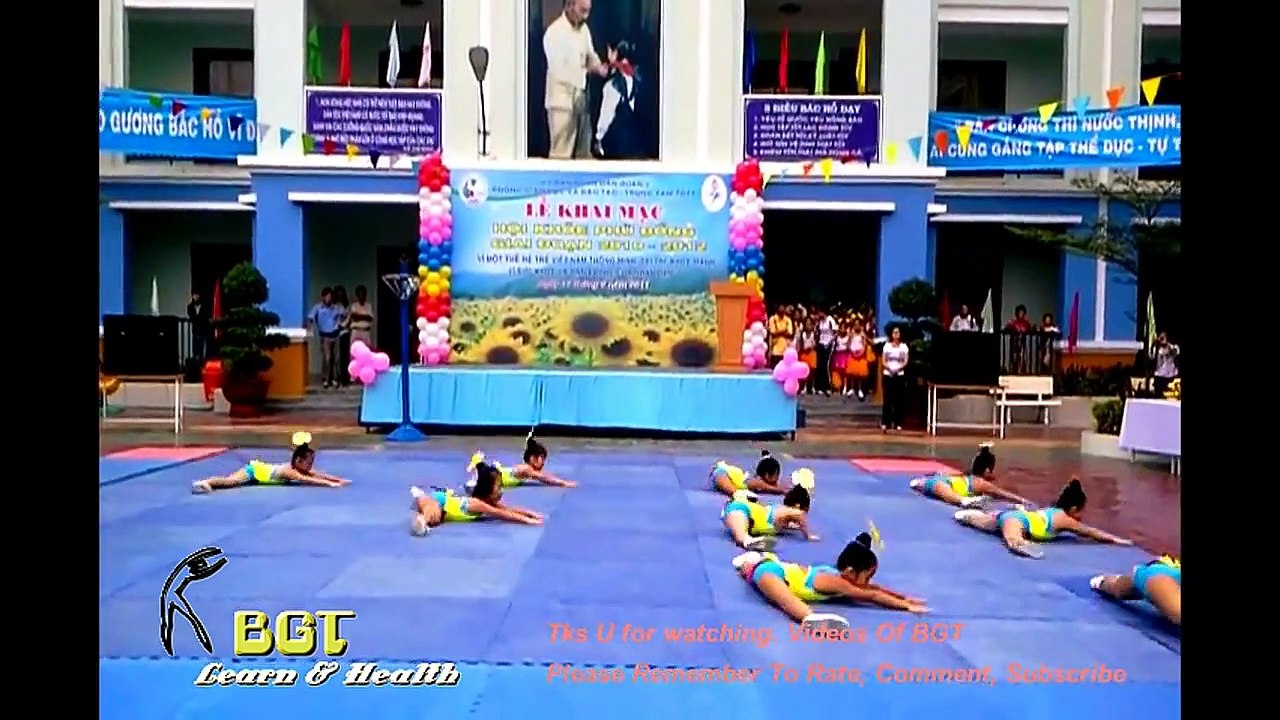 Performing Aerobics dance for kids 2014 Full HD P4