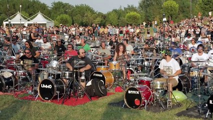 Foo Fighters Rockin 1000