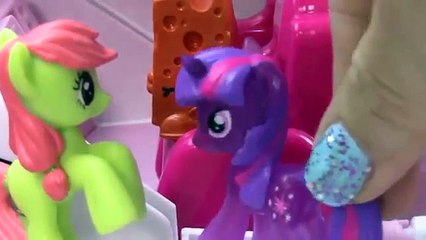 MLP Airplane Airport - Call For Help - My Little Pony Travel Part 13 Pinkie Pie Series Video