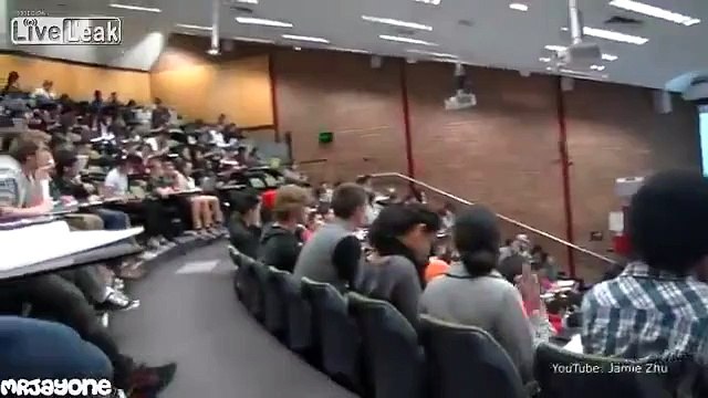 Sydney Uni student forgets to plug headphones while watching porn in lecture