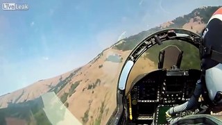 Amazing Extreme low flying F/A-18  Hornet