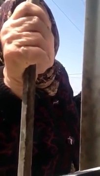 Опасная бабуля