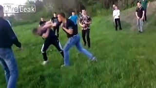 2 vs 1 - Russians Fighting