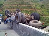 Amazing Truck Accident In India - Truck Crash