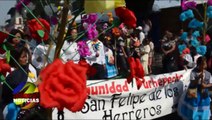 EN MICHOACÁN, DOMINGO DE RAMOS: TIANGUIS ARTESANAL. URUAPAN 2014