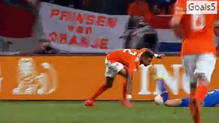 Gylfi Sigurdsson Goal Netherlands 0 - 1 Iceland EURO Qualifications 3-9-2015