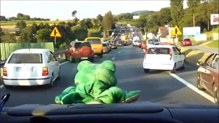 Ambulansa Nasıl Yol Verilir