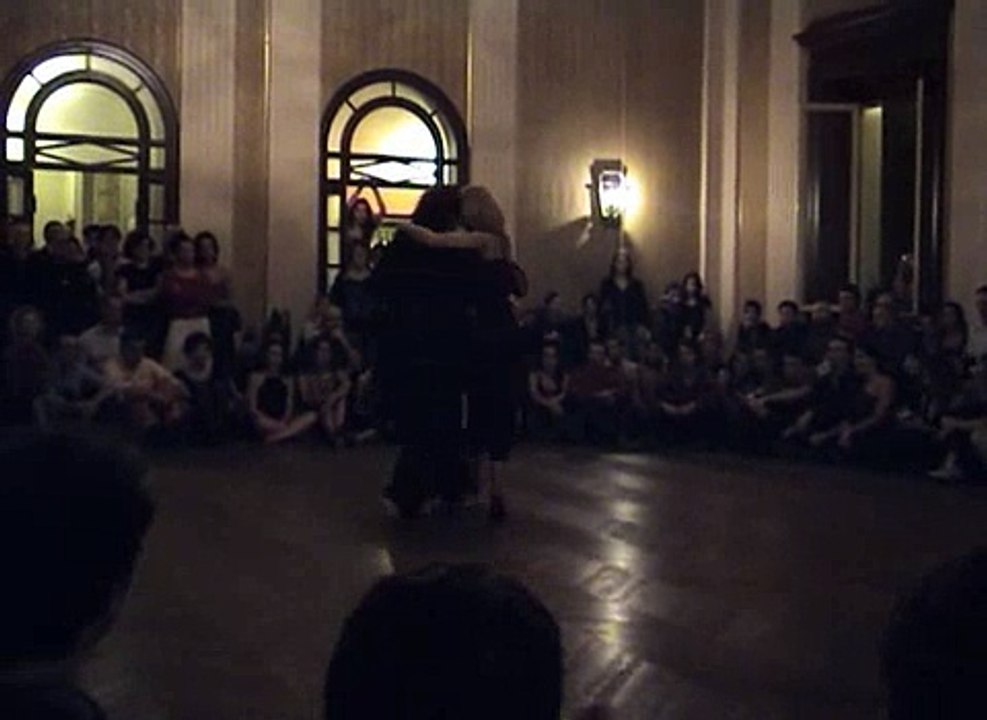 Mariano Chicho Frumboli y Eugenia Parrilla - Tango & Milonga