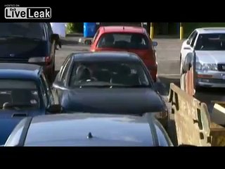 Funny Video Of Last Parking Space (Best Funny Video - Fun)