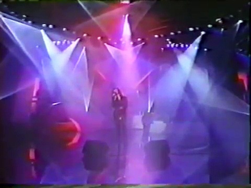 Pebbles Feat. Babyface - Love makes things happen (LIVE)