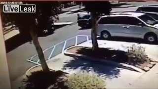 Video shows man stealing a car as children tumble out